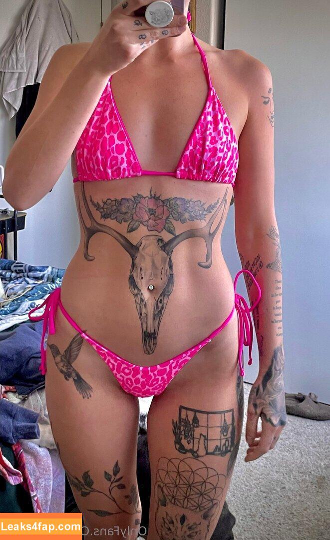 Ashlilov3 / ashli_lov3 leaked photo photo #0006