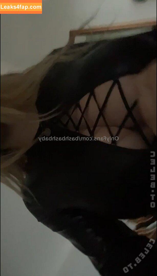 Ashlyn Allmann / Ashbash_Dandy / ashlyn.allman / bashbashbaby слитое фото фото #0134