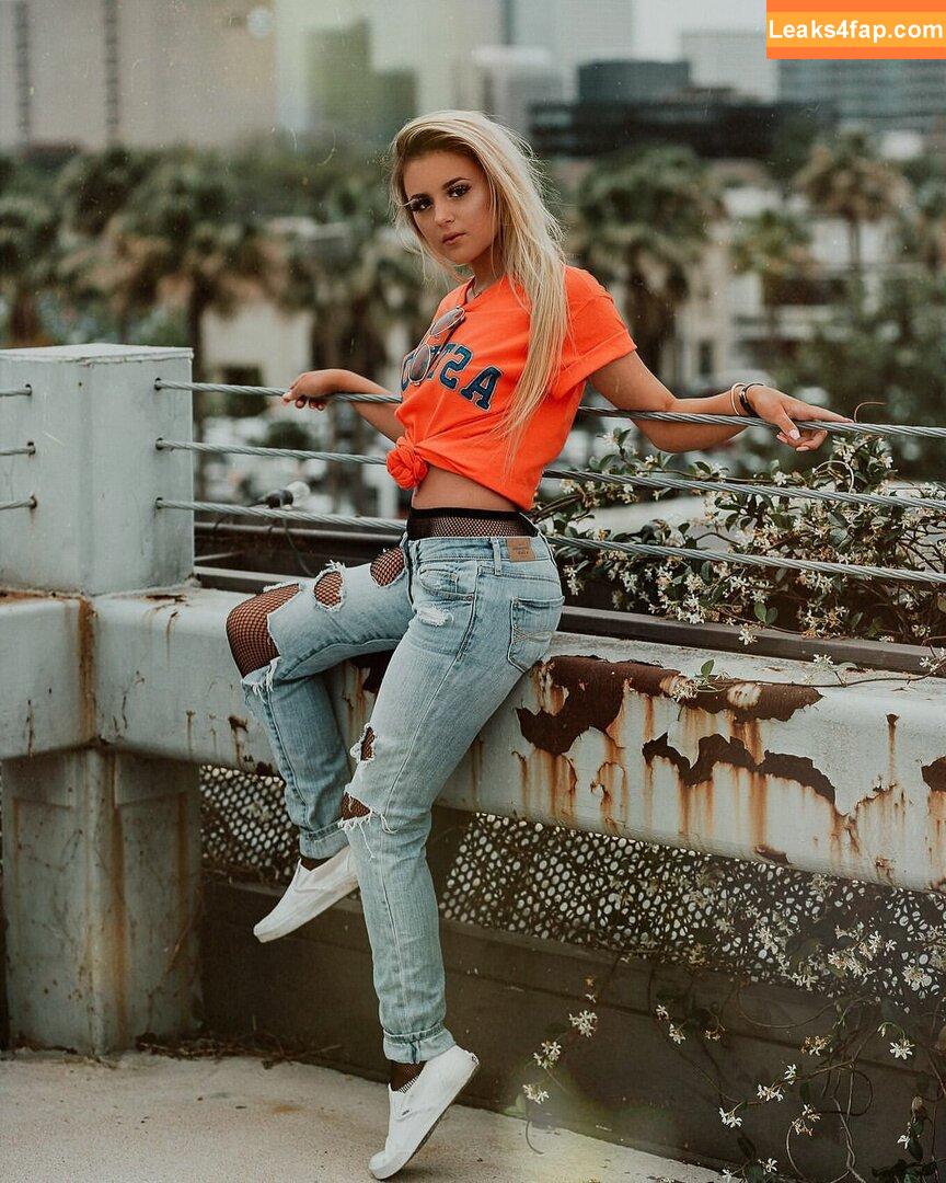 Ashlyn Sharp / blondie_ashlynnn слитое фото фото #0099