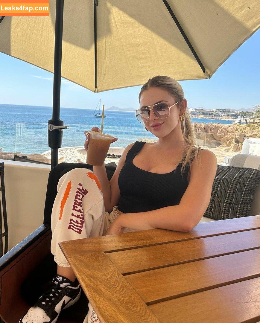 Ashlyn Sharp / blondie_ashlynnn leaked photo photo #0537