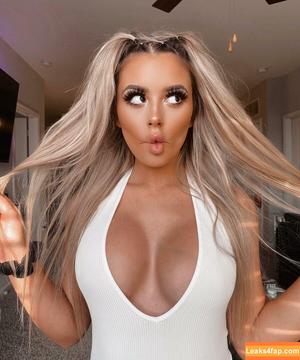 Ashlyn Sharp photo #0619