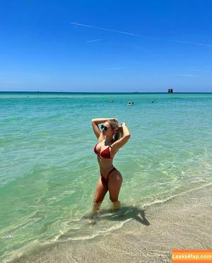 Ashlyn Sharp photo #0642