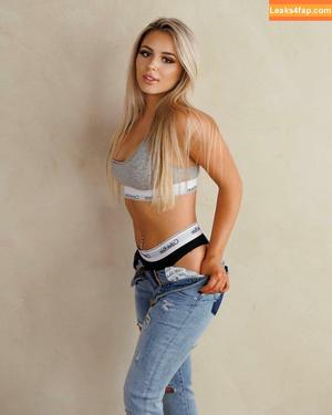 Ashlyn Sharp photo #0681