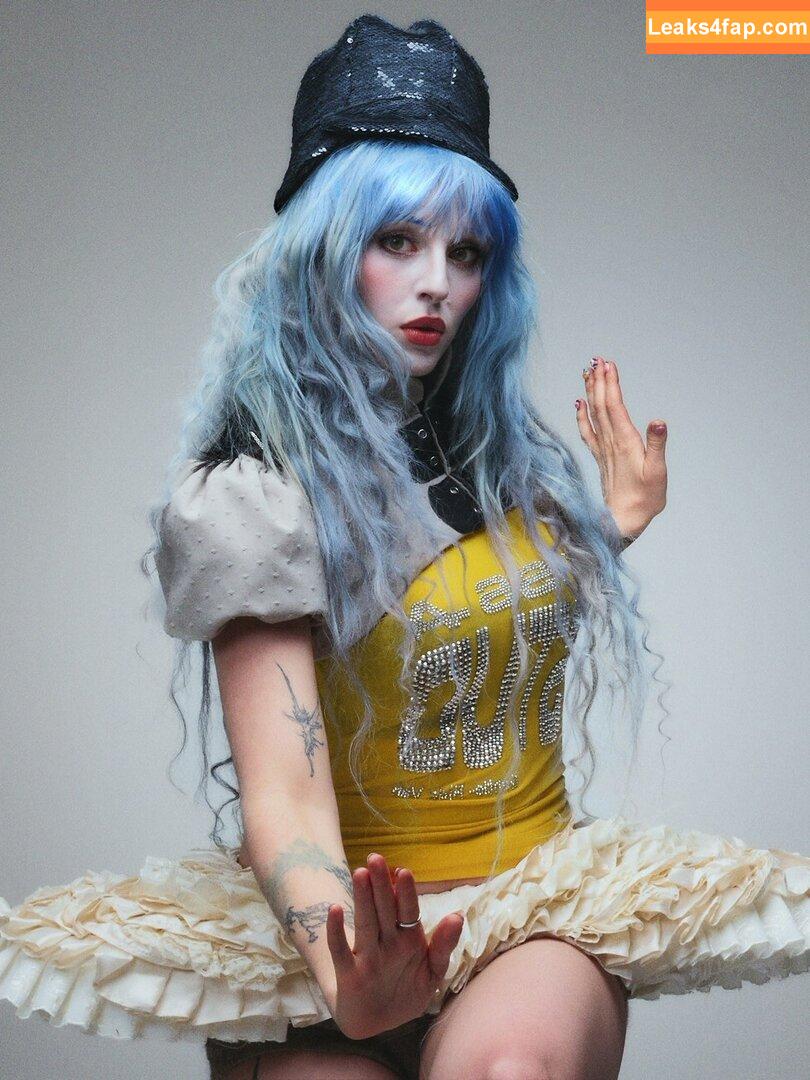 Ashnikko / ashnico / https: слитое фото фото #0200