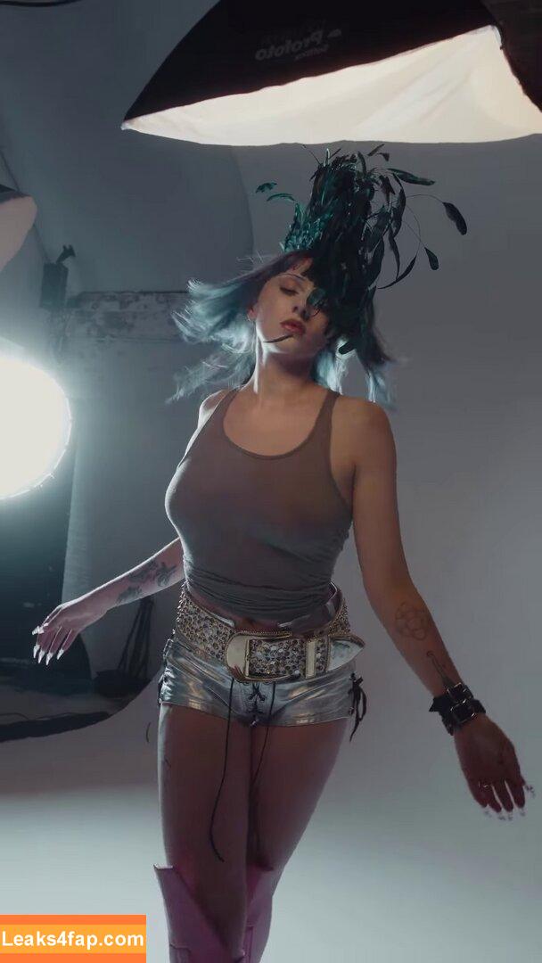 Ashnikko / ashnico / https: слитое фото фото #0231