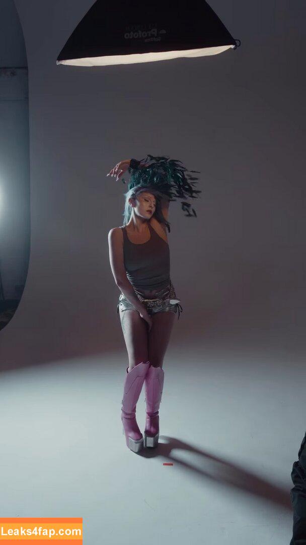 Ashnikko / ashnico / https: слитое фото фото #0233