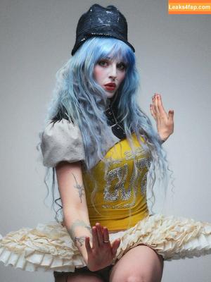 Ashnikko photo #0200