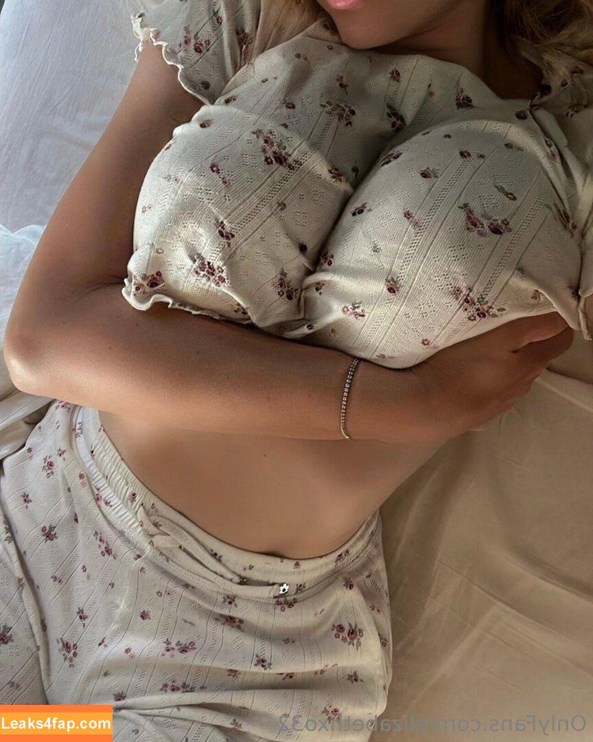 ashtonhughesxo / elizabethxo32 / hazelhxo / x.ashtonhughes.x leaked photo photo #0064