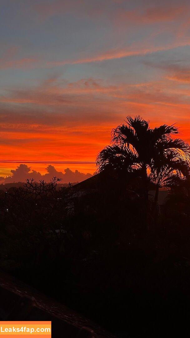 asian_lili / asian_lily leaked photo photo #0045