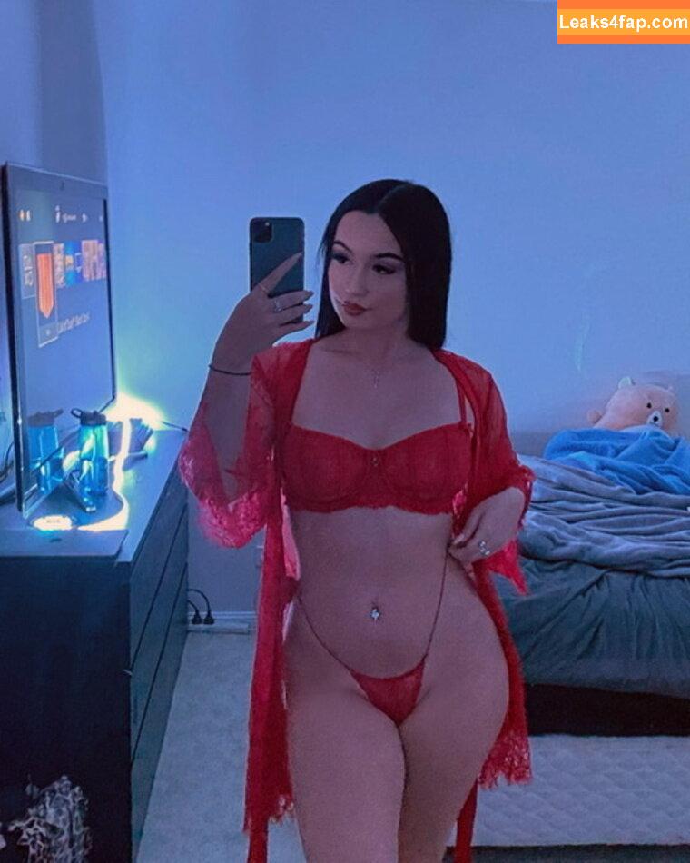 Asianbarbie / Sasha Cowan / SashaCowan / asianxxbarbie leaked photo photo #0006