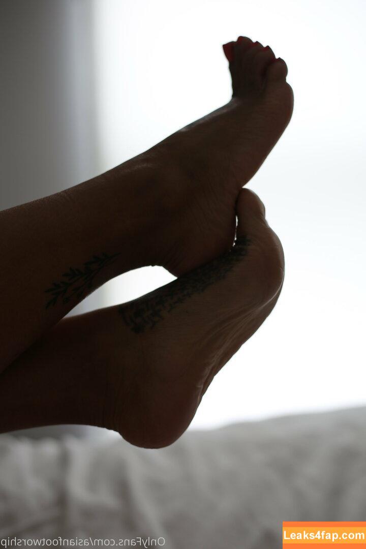 asianfootworship /  leaked photo photo #0057