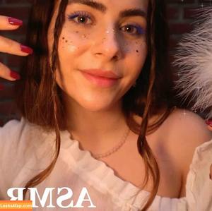 ASMR Dori photo #0001