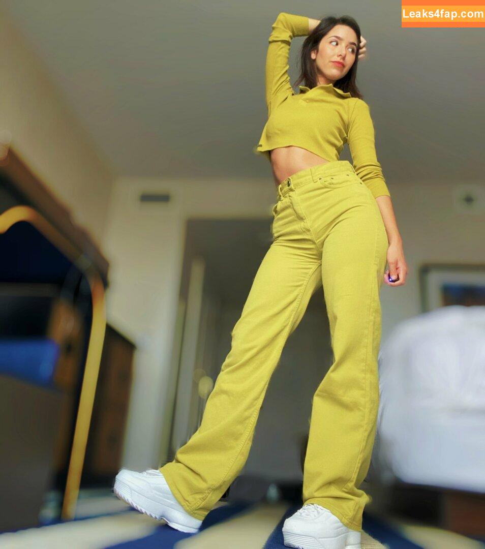 ASMR Glow / Sharon Dubois / asmr_glow / asmrglow / asmrglow_ leaked photo photo #0005