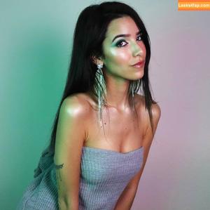 ASMR Glow photo #0039