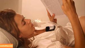 ASMR Glow photo #0112