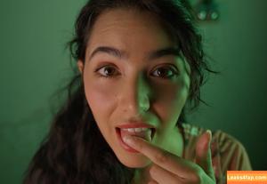 ASMR Glow photo #0708