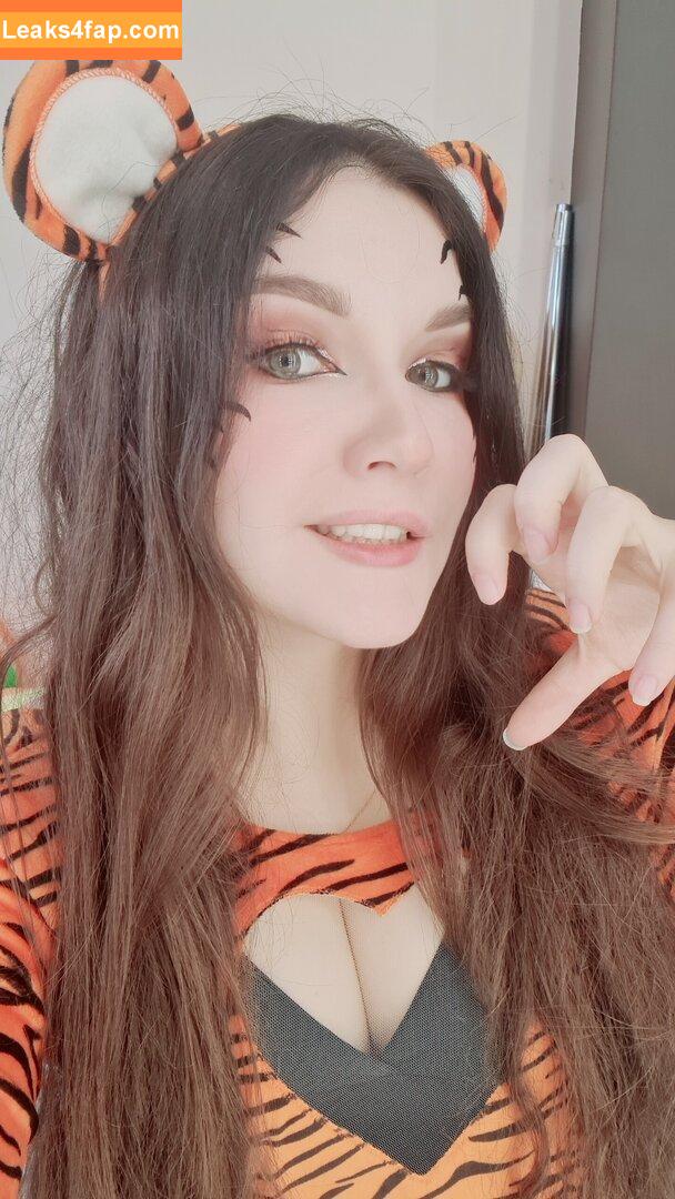 ASMR KittyKlaw / Angelina Lin / KittyKlaw / asmr.kittyklaw слитое фото фото #0391