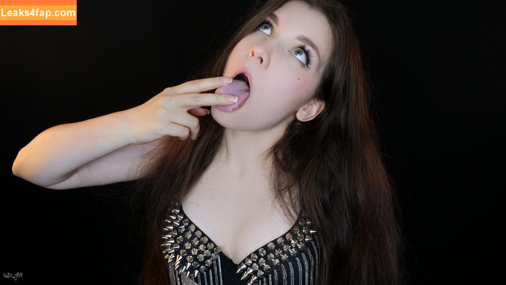 ASMR KittyKlaw / Angelina Lin / KittyKlaw / asmr.kittyklaw слитое фото фото #0774