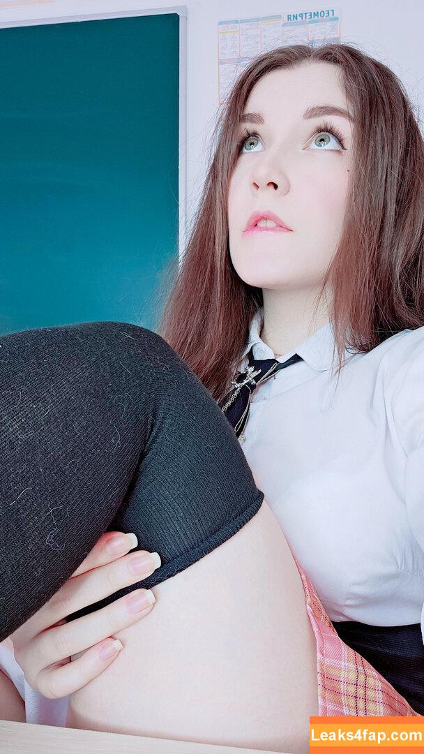 ASMR KittyKlaw / Angelina Lin / KittyKlaw / asmr.kittyklaw leaked photo photo #1140