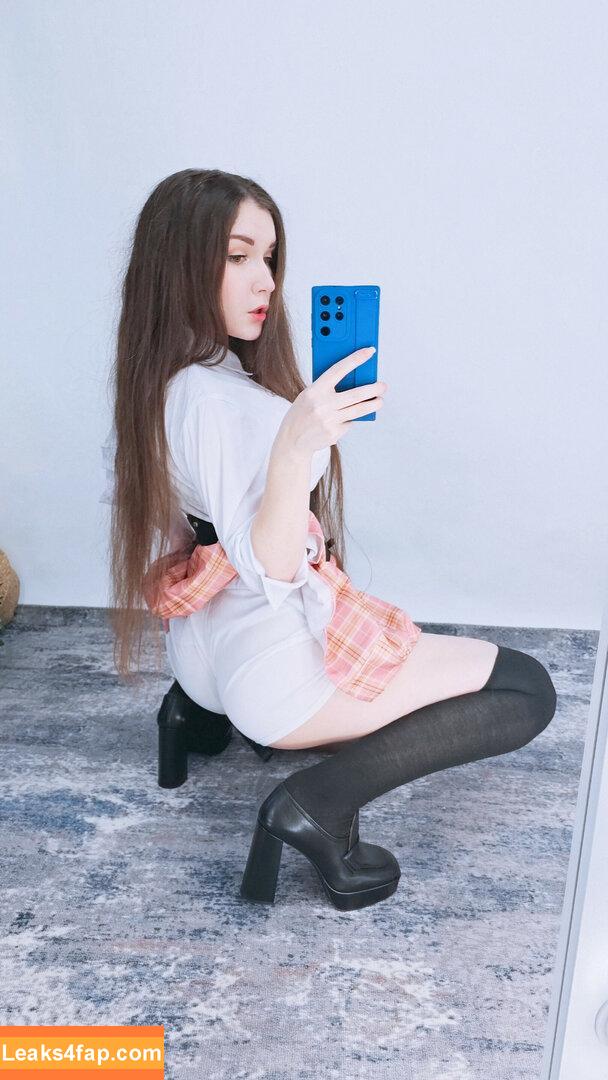 ASMR KittyKlaw / Angelina Lin / KittyKlaw / asmr.kittyklaw leaked photo photo #1157