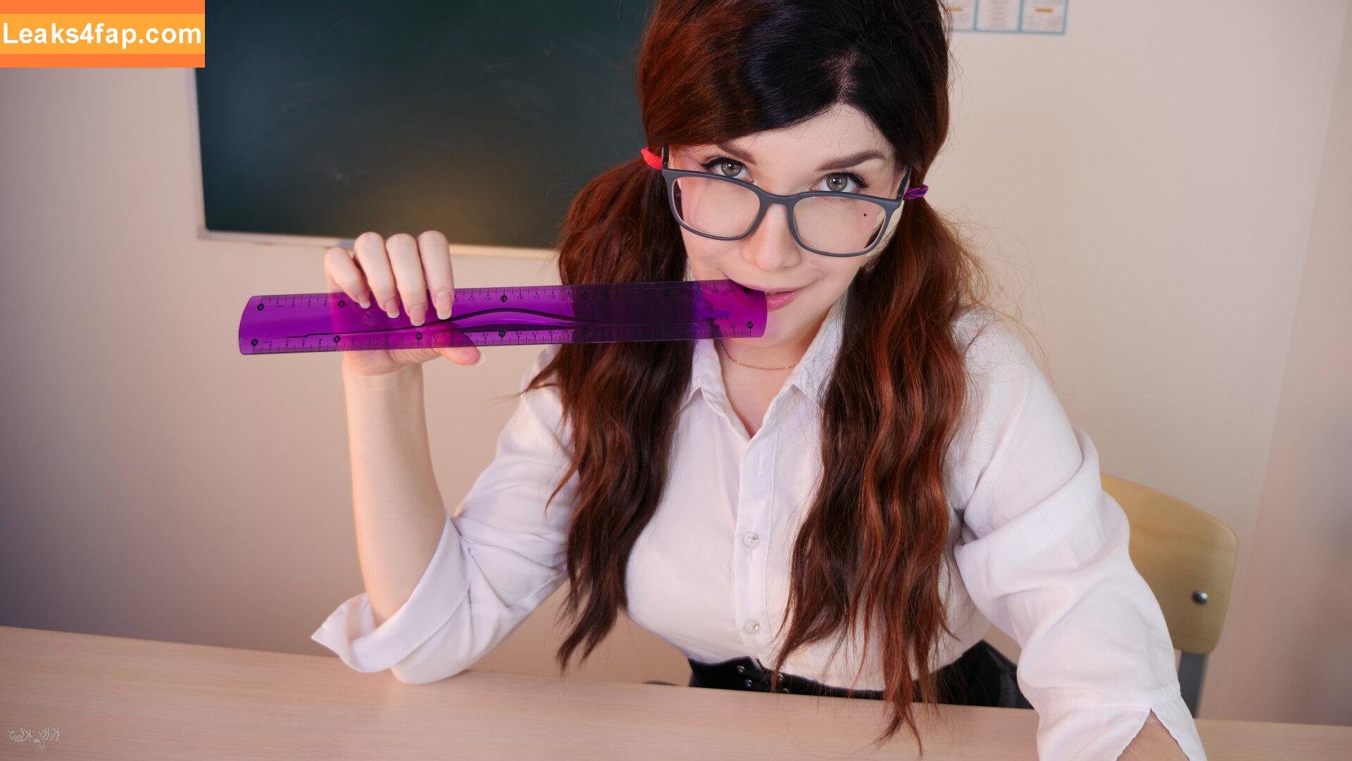 ASMR KittyKlaw / Angelina Lin / KittyKlaw / asmr.kittyklaw leaked photo photo #1164