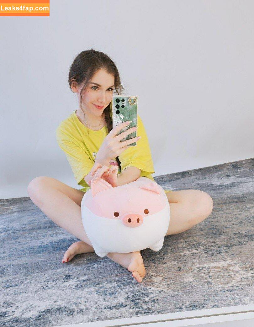 ASMR KittyKlaw / Angelina Lin / KittyKlaw / asmr.kittyklaw leaked photo photo #1344