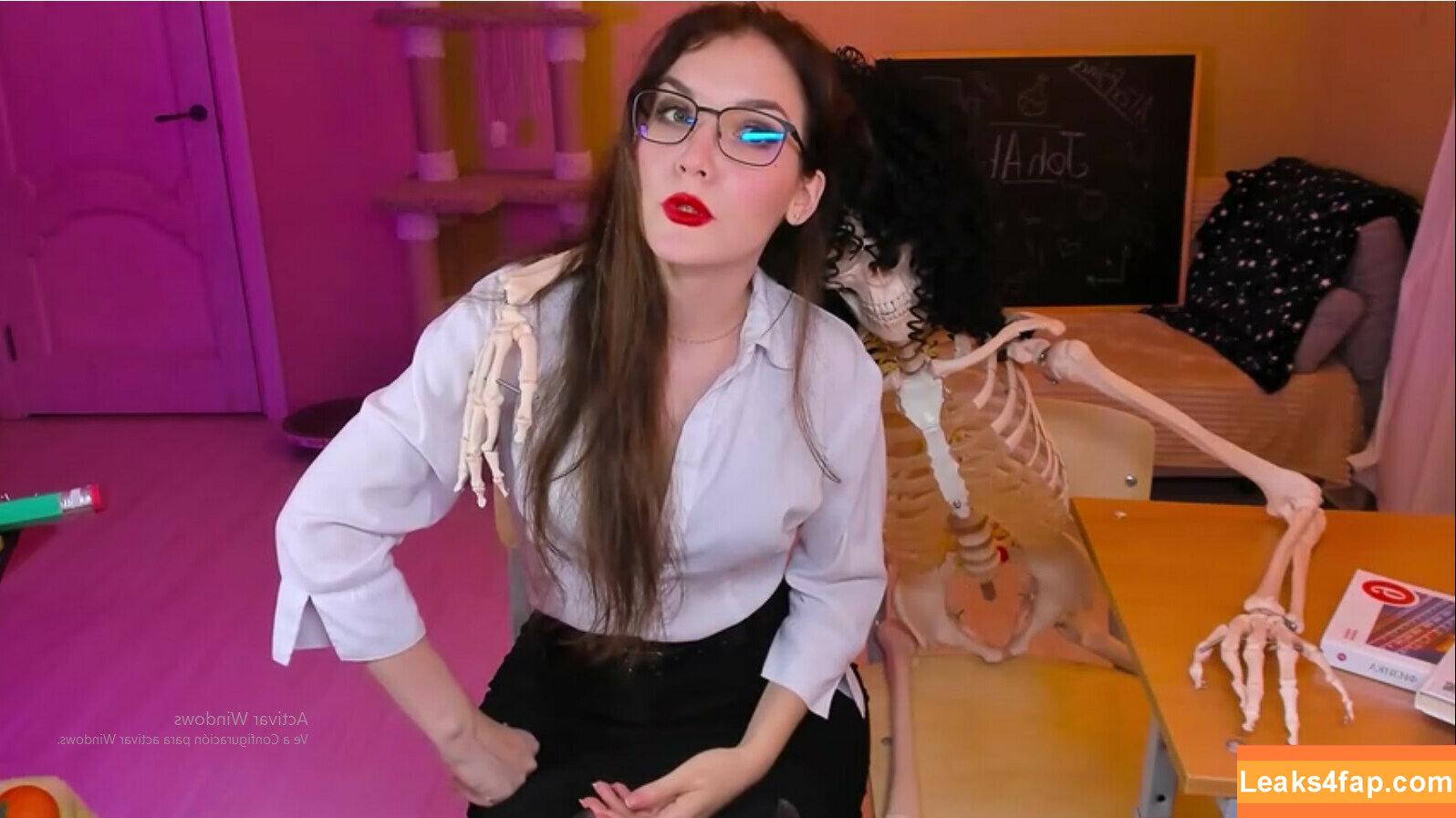 ASMR KittyKlaw / Angelina Lin / KittyKlaw / asmr.kittyklaw leaked photo photo #1626