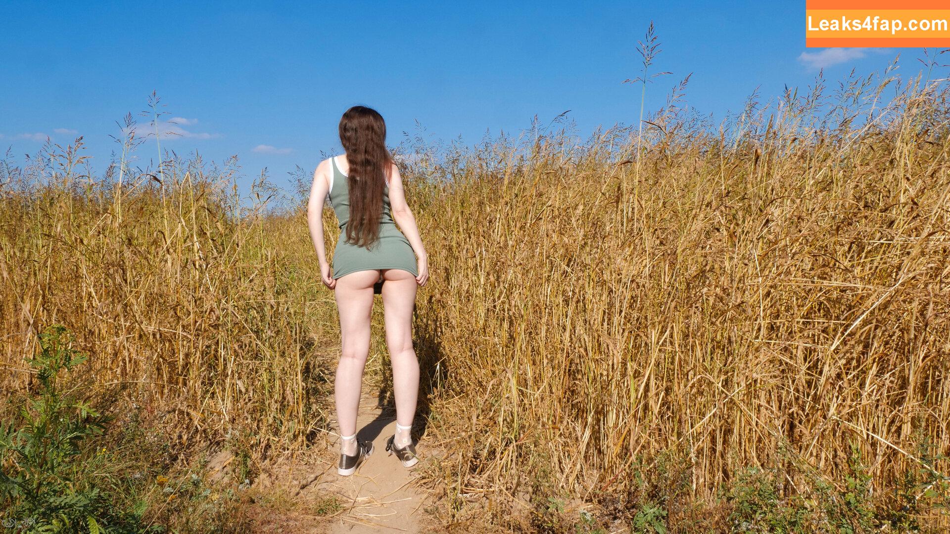 ASMR KittyKlaw / Angelina Lin / KittyKlaw / asmr.kittyklaw leaked photo photo #1942