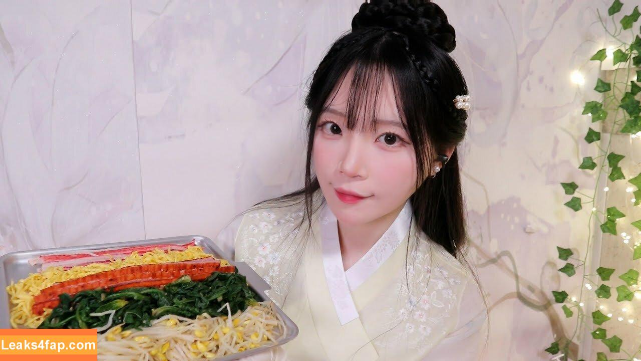 asmr_nara / Nara 나라 leaked photo photo #0025