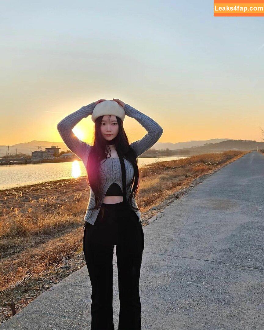 asmr_nara / Nara 나라 leaked photo photo #0037