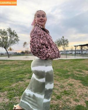 ASMRLia photo #0101
