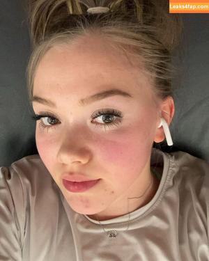 ASMRLia photo #0106