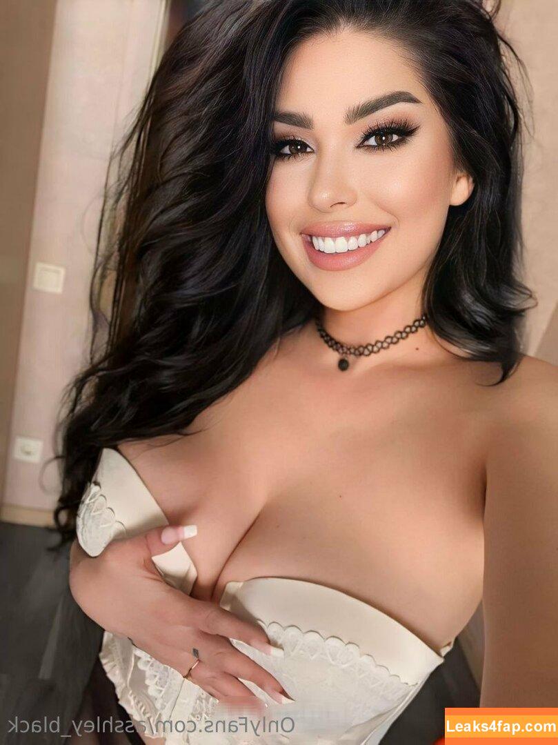 asshley_black / therealashleyblack leaked photo photo #0213