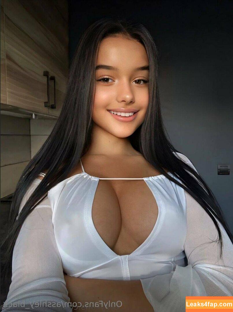 asshley_black / therealashleyblack leaked photo photo #1076