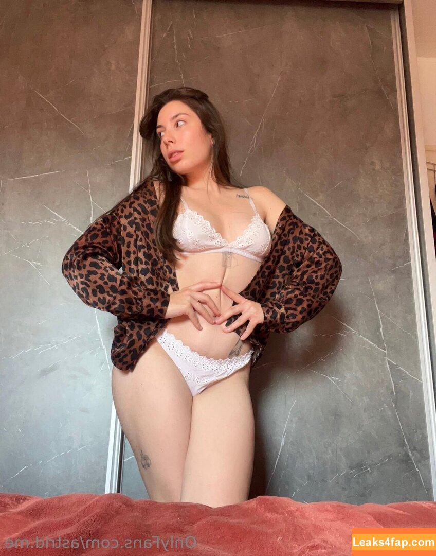 Astrid.me / RavishingMistressVib / astridsofficial leaked photo photo #0011