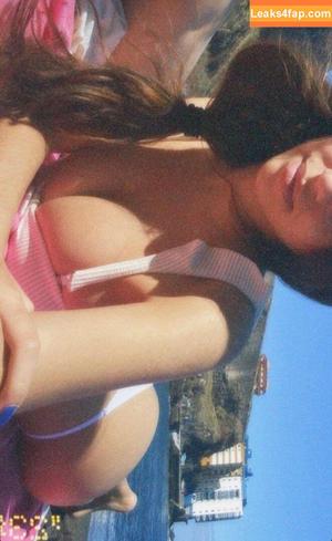 Astrid Millan фото #0017