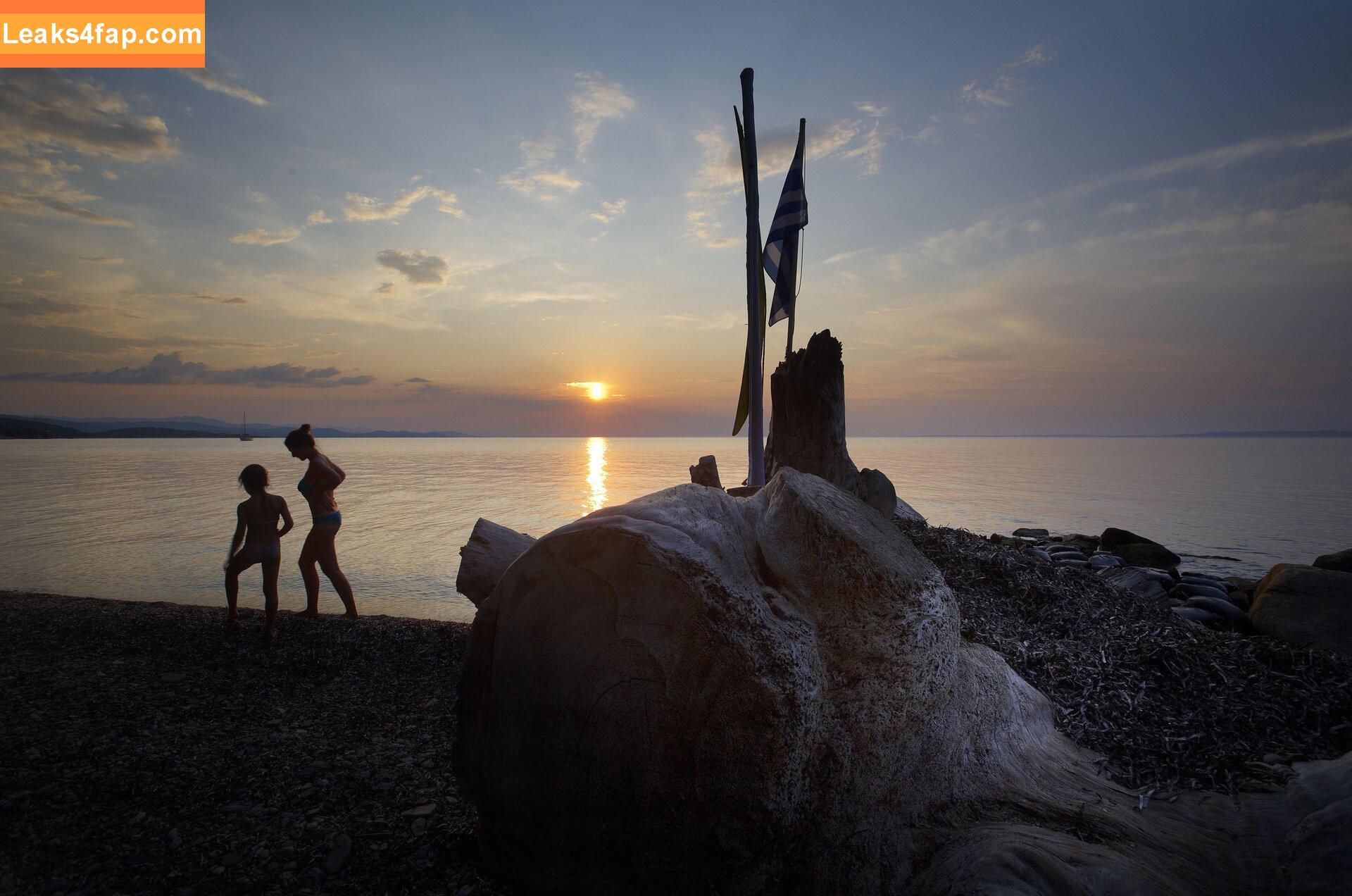 athenapallas /  слитое фото фото #0002