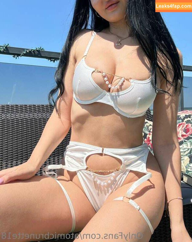 atomicbrunette18 / AtomicBrunette8 / Nina leaked photo photo #0175