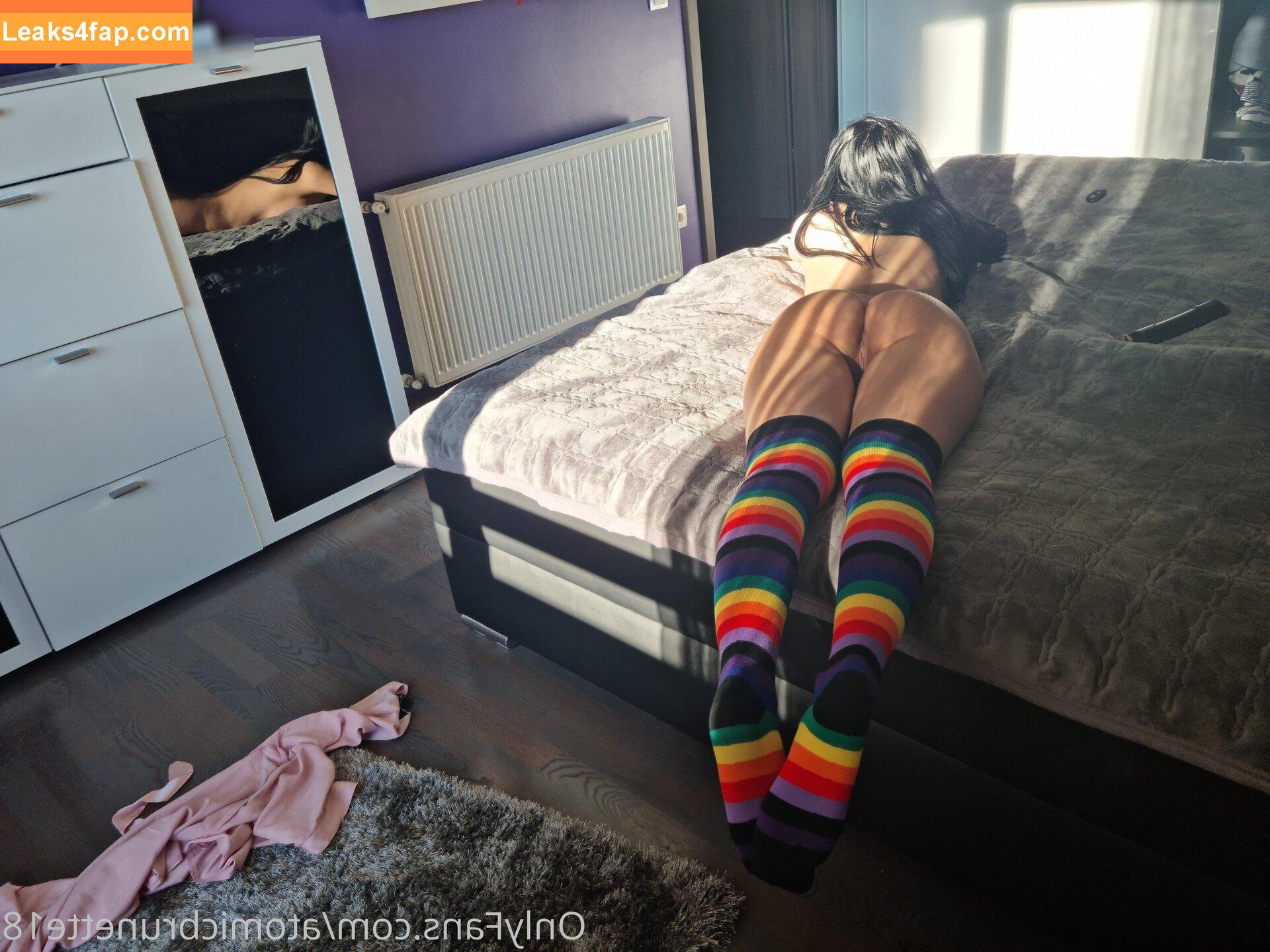 atomicbrunette18 / AtomicBrunette8 / Nina leaked photo photo #0302