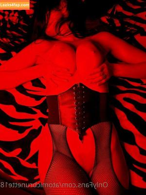 atomicbrunette18 photo #0043