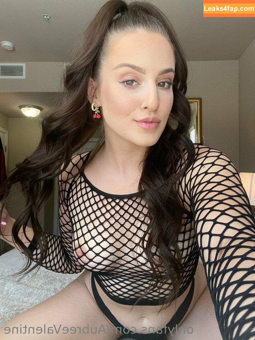 Aubree Valentine / aubree.valentine / aubreevalentine / naughtyaubree leaked photo photo #0002