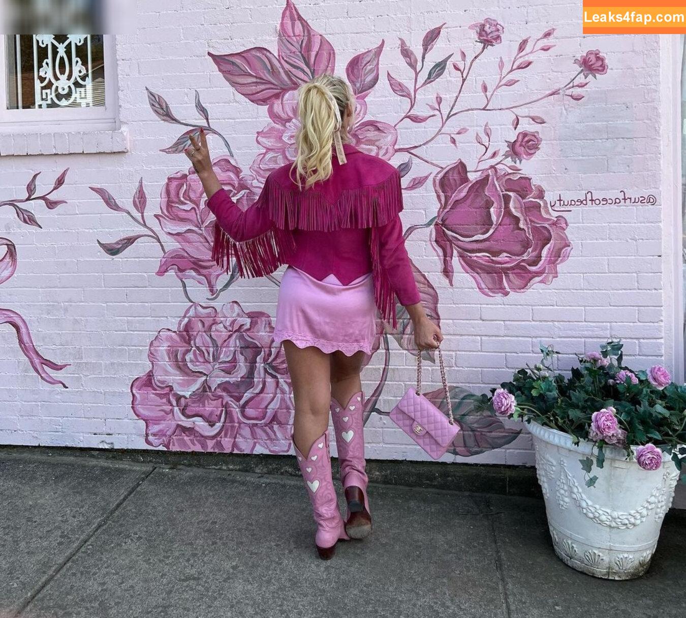 Aubrey Kate / aubreykate / aubreykatexxx / officialaubreykate leaked photo photo #0145