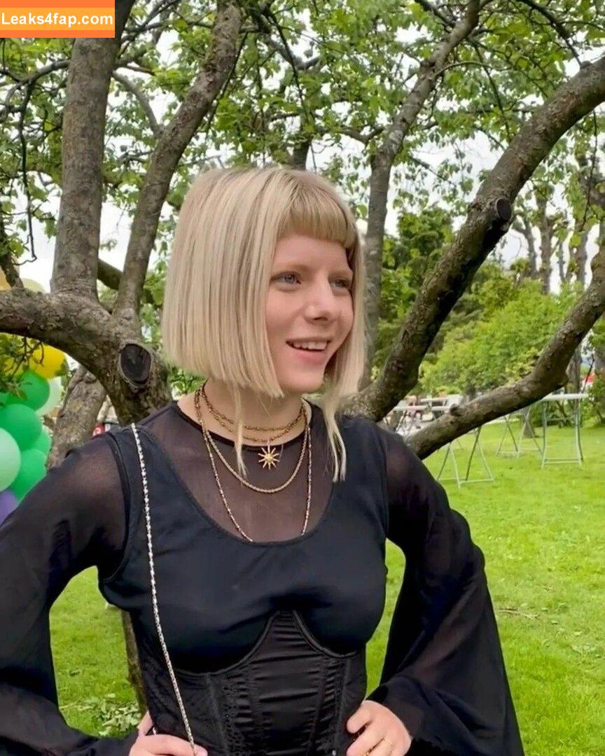 Aurora Aksnes / auroramusic / singer leaked photo photo #0026