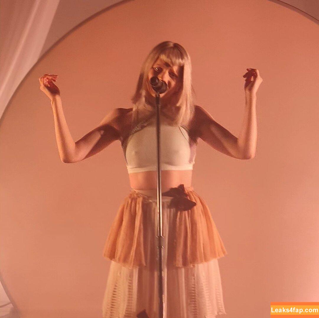 Aurora Aksnes / auroramusic / singer leaked photo photo #0129