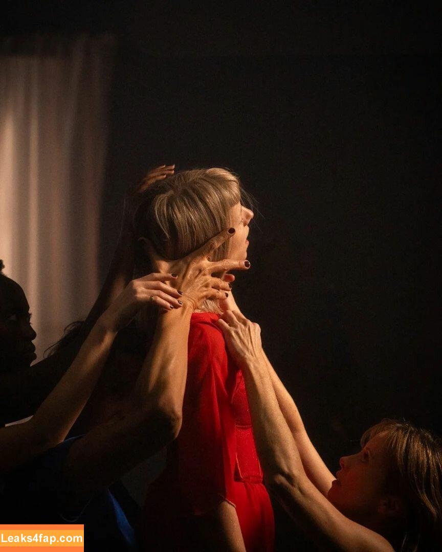 Aurora Aksnes / auroramusic / singer leaked photo photo #0152
