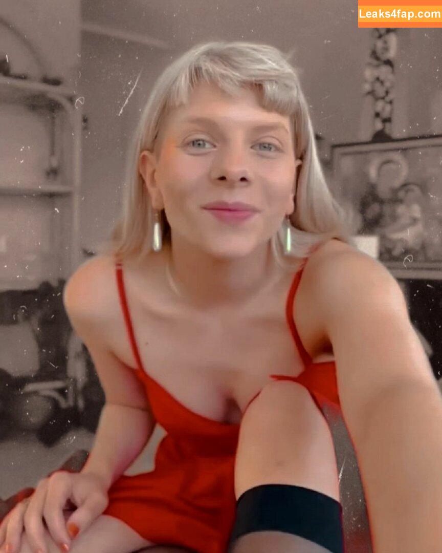 Aurora Aksnes / auroramusic / singer leaked photo photo #0215