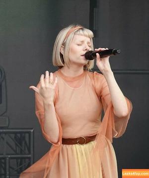 Aurora Aksnes photo #0053