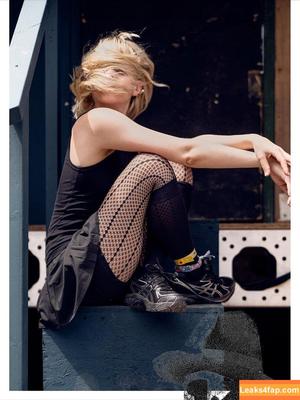 Aurora Aksnes photo #0432