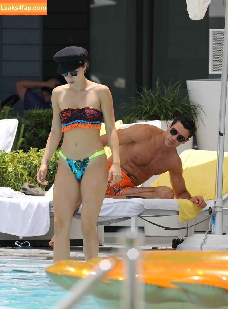 Aurora Ramazzotti / Michelle Hunziker's daughter / therealauroragram leaked photo photo #0089