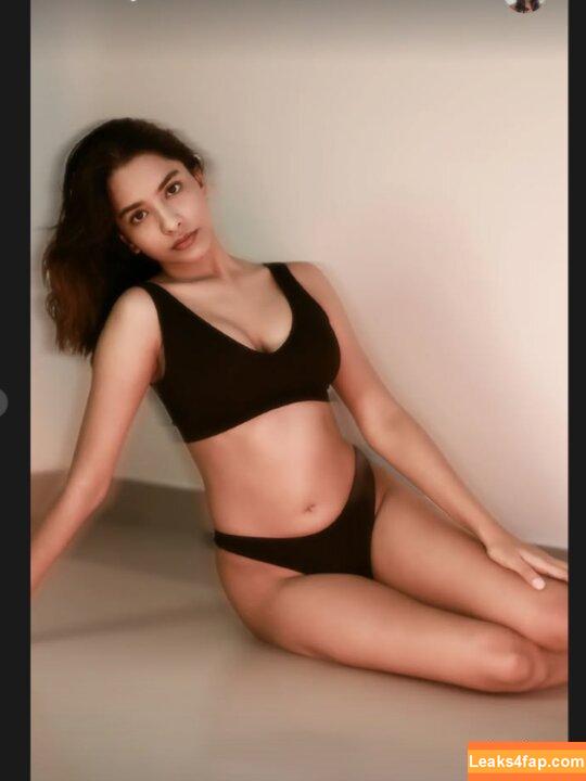 Aurora Sinclair / aurora_lights_ee / aurora_sinclair_ leaked photo photo #0058